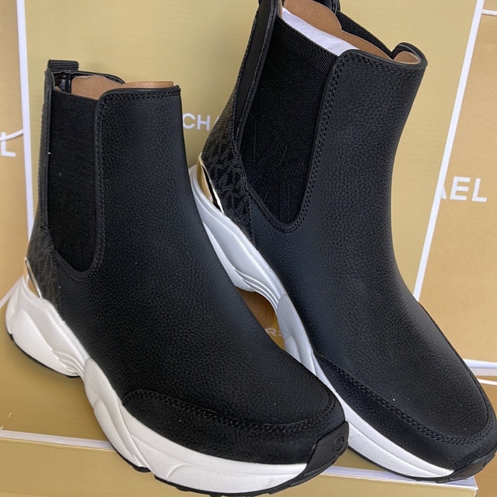 Michael Kors Katrina Bootie Tumbled Leather 49R2KAFE5L Black - Picture 5 of 16